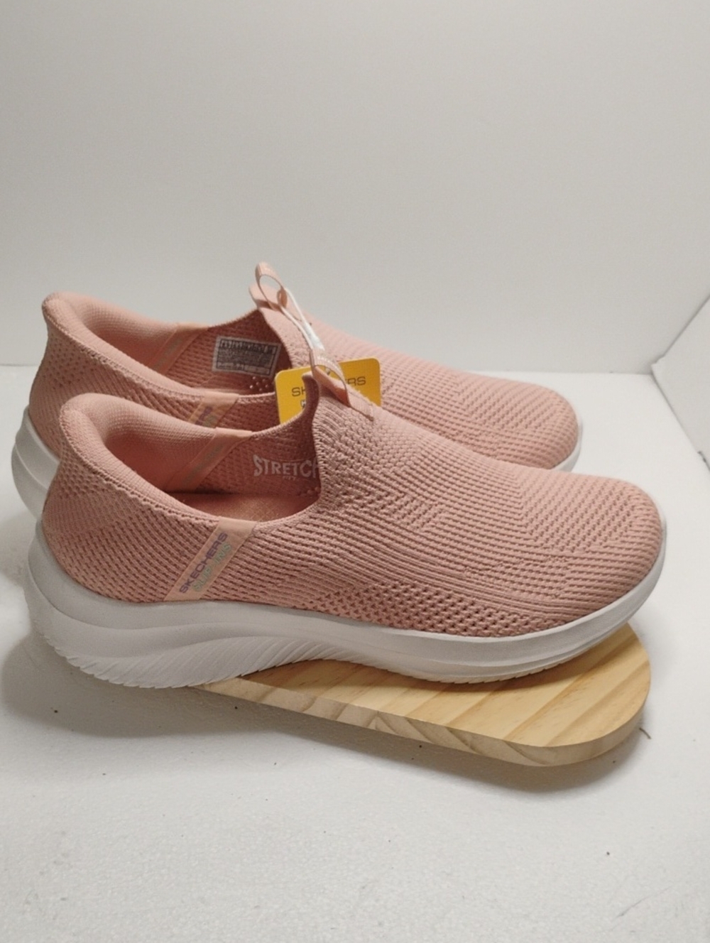 Skechers Women's Slip-On Knit Sneakers - Blush Pink